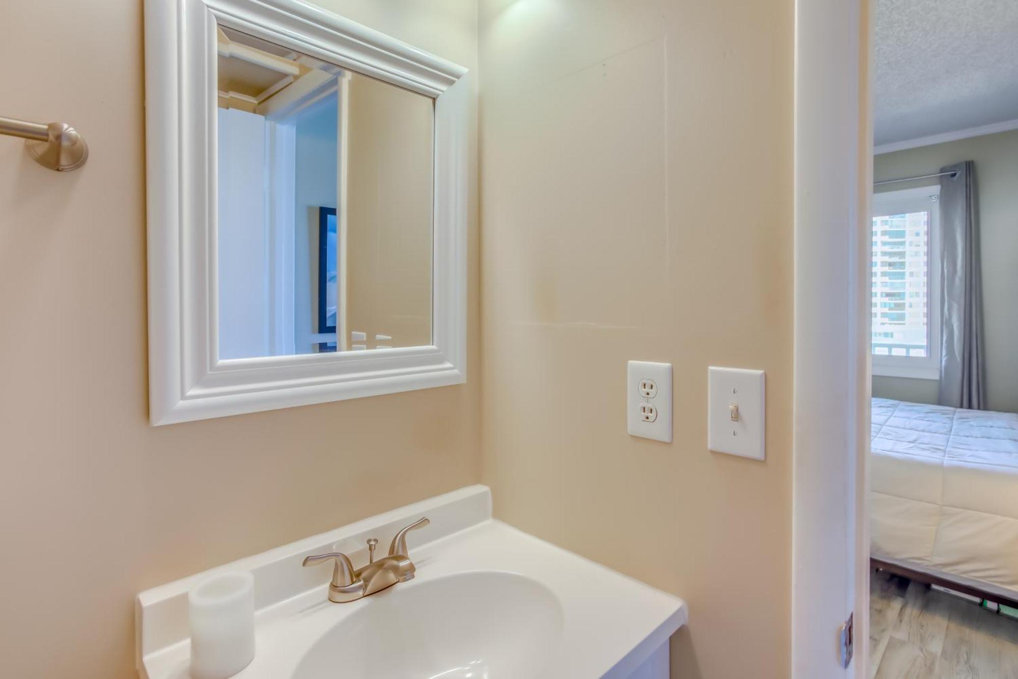 Myrtle Beach Condo - Steps To Ocean And Apache Pier! Экстерьер фото
