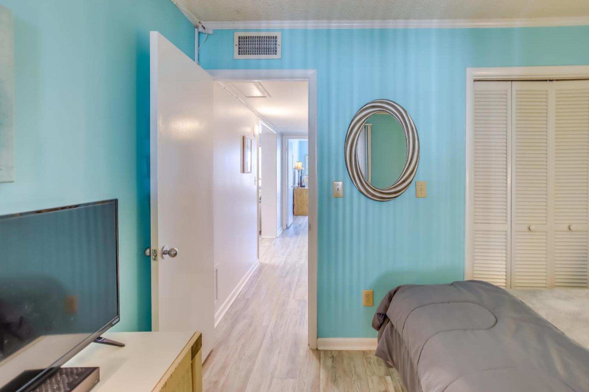 Myrtle Beach Condo - Steps To Ocean And Apache Pier! Экстерьер фото