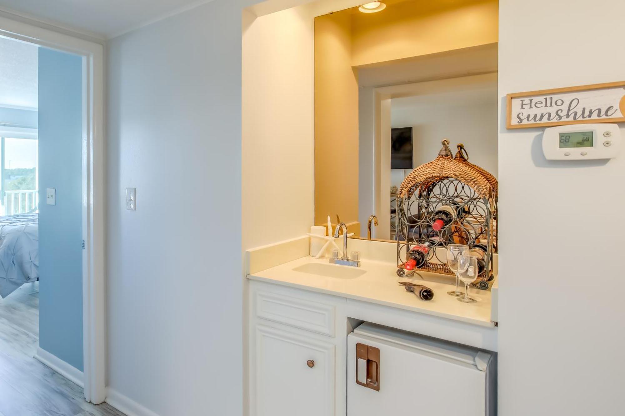 Myrtle Beach Condo - Steps To Ocean And Apache Pier! Экстерьер фото